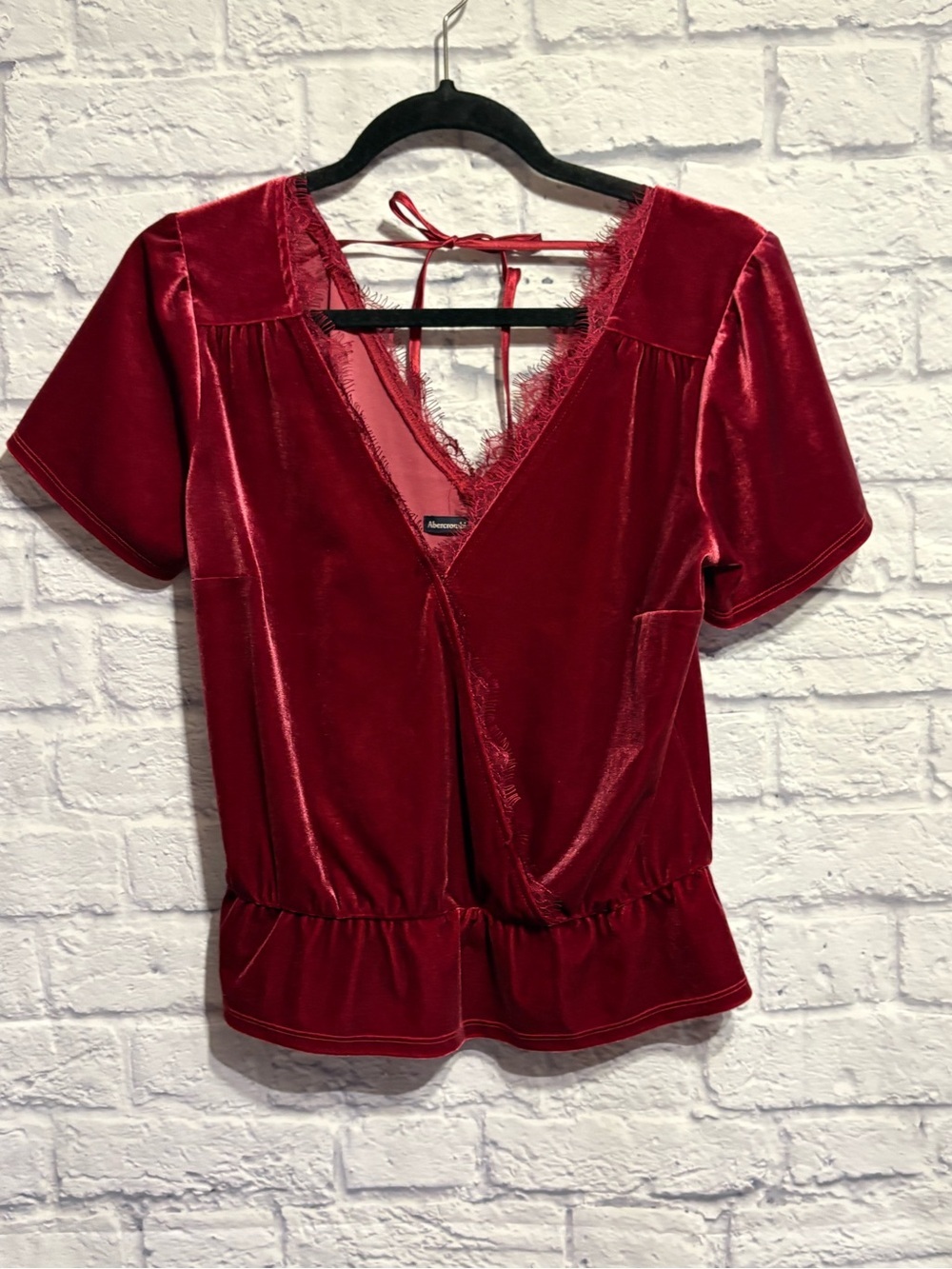 Abercrombie & Fitch Velvet Wrap V-Neck Tie-Back Top Medium